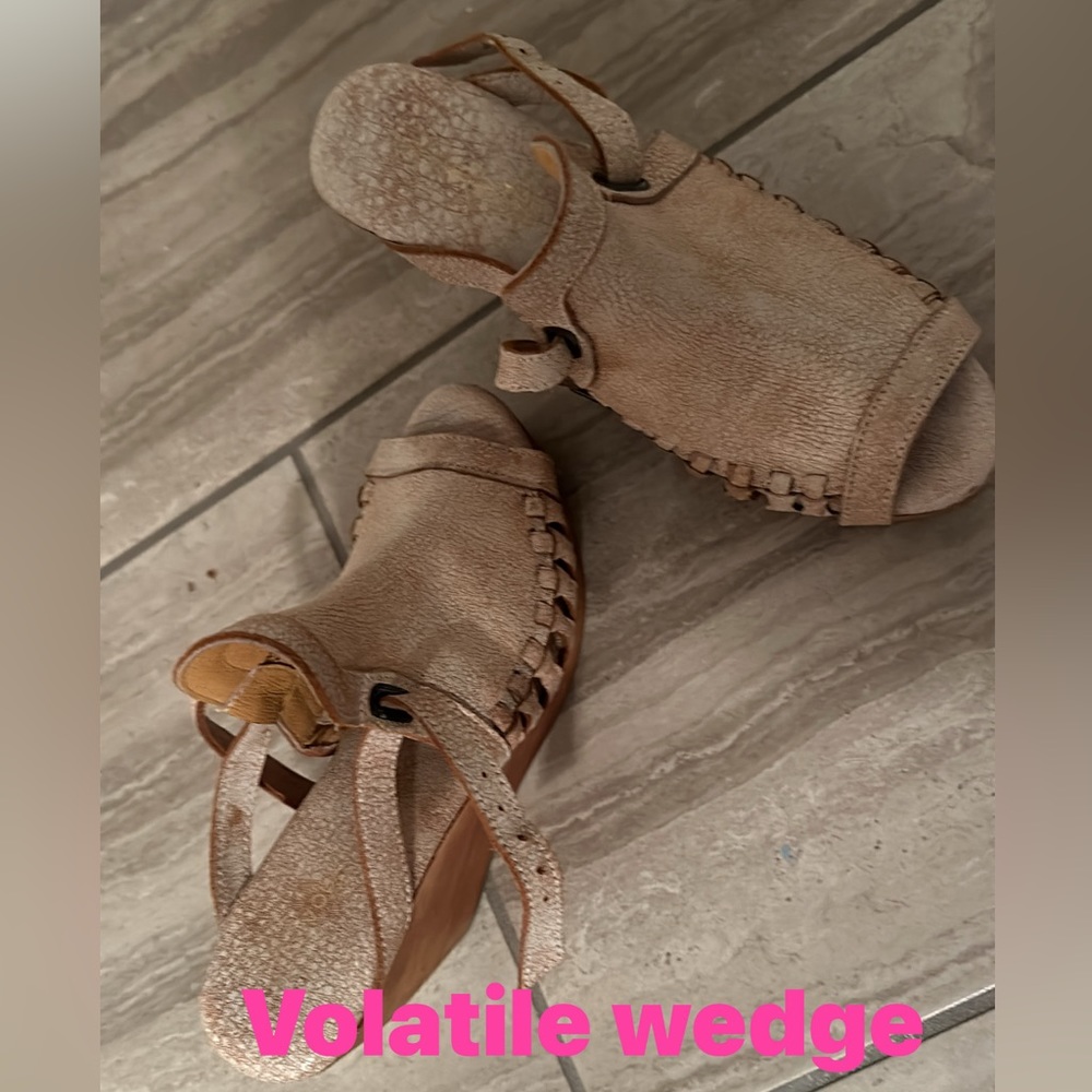 Volatile Wedge - image 1